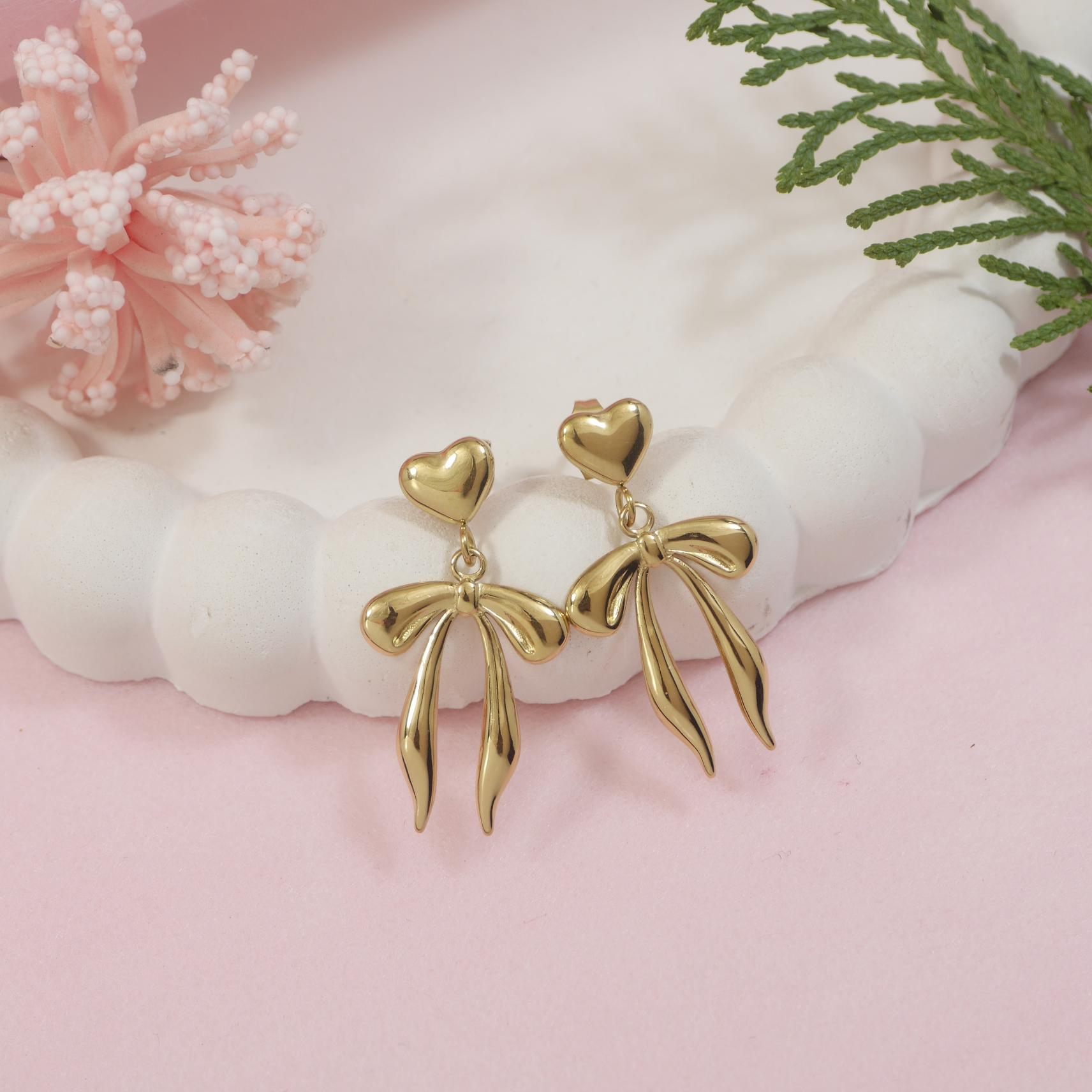 Bowtiful Earring