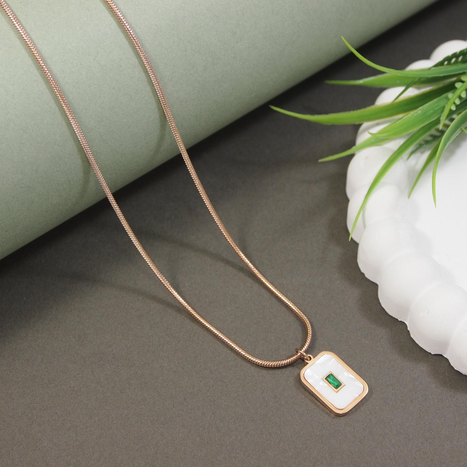 Emerald Edge Necklace